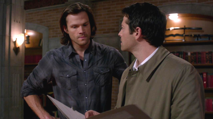 Sam and Cas research how to use the angel Grace to find Gadreel.